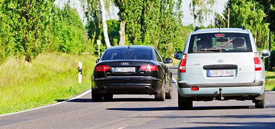 los-4-pasos-para-adelantar-un-vehiculo